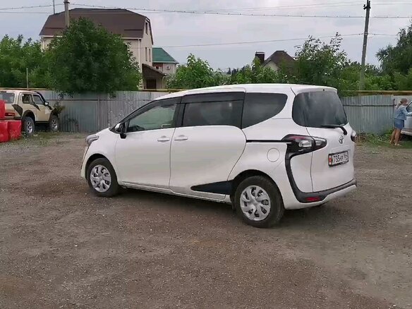 2018 Toyota Sienta II, белый, 1900000 рублей - вид 6