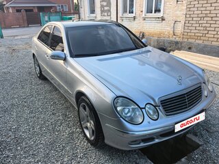 2003 Mercedes-Benz E-Класс 200 III (W211, S211), серебристый, 690000 рублей, вид 2