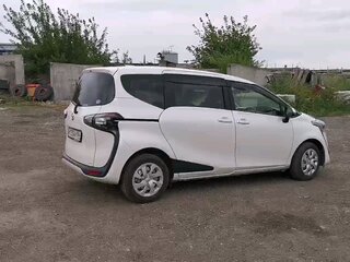 2018 Toyota Sienta II, белый, 1900000 рублей, вид 5