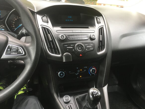 2018 Ford Focus III Рестайлинг, белый, 1090000 рублей - вид 11