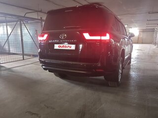 2022 Toyota Land Cruiser 300 Series, чёрный, 20000000 рублей, вид 5