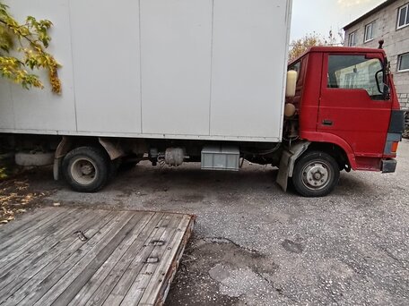 2008 TATA 613, красный, 750000 рублей, вид 3