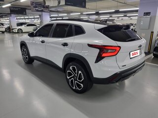 2023 Chevrolet Trax II, белый, 1895000 рублей, вид 4