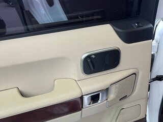2011 Land Rover Range Rover III Рестайлинг 2, белый, 1990000 рублей, вид 5