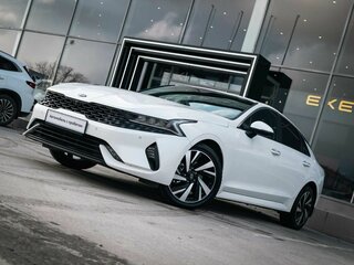 2020 Kia K5 III, белый, 2850000 рублей, вид 2