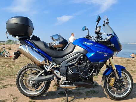 2007 Triumph Tiger 1050, синий, 350000 рублей, вид 4