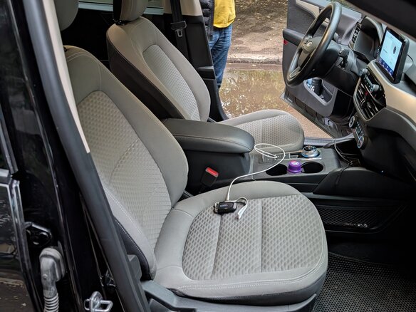 2020 Ford Escape IV, чёрный, 2100000 рублей - вид 8