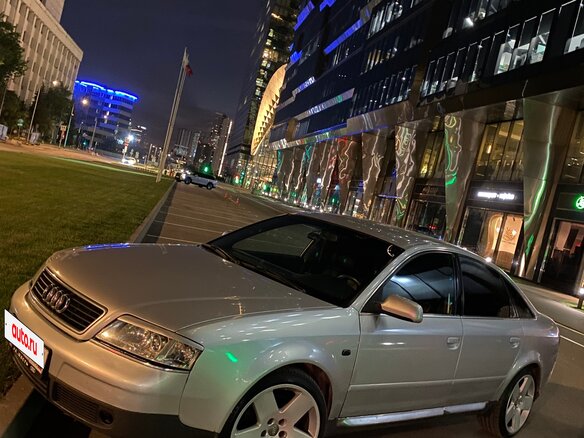 1999 Audi A6 II (C5), серебристый