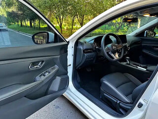 2025 Nissan Sylphy IV (B18) Рестайлинг, белый, 2066000 рублей, вид 5