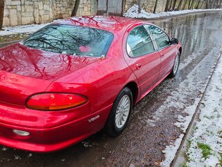 2002 Chrysler Concorde II, чёрный, 550000 рублей, вид 4
