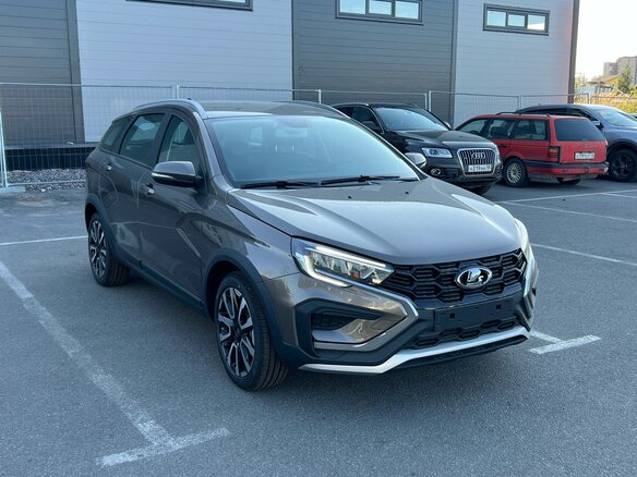 2026 Lada (ВАЗ) Vesta SW Cross I Рестайлинг (NG), коричневый - вид 2