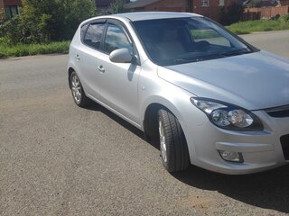 2009 Hyundai i30 I, серебристый, 565000 рублей, вид 2