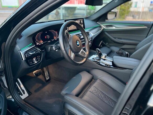 2021 BMW 5 серии 530d VII (G30/G31/G38) Рестайлинг, чёрный, 10200000 рублей - вид 7