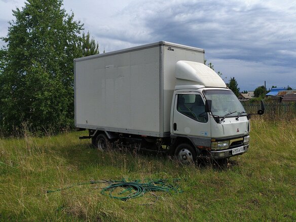 1999 Fuso (Mitsubishi) Canter, белый, 950000 рублей - вид 1