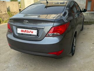 2015 Hyundai Solaris I Рестайлинг, серый, 840000 рублей, вид 5
