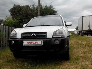 2004 Hyundai Tucson I, белый, 600000 рублей, вид 3
