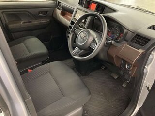 2020 Toyota Tank I, серый, 1295000 рублей, вид 3