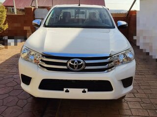 2022 Toyota Hilux VIII Рестайлинг 2, белый, 4950000 рублей, вид 1