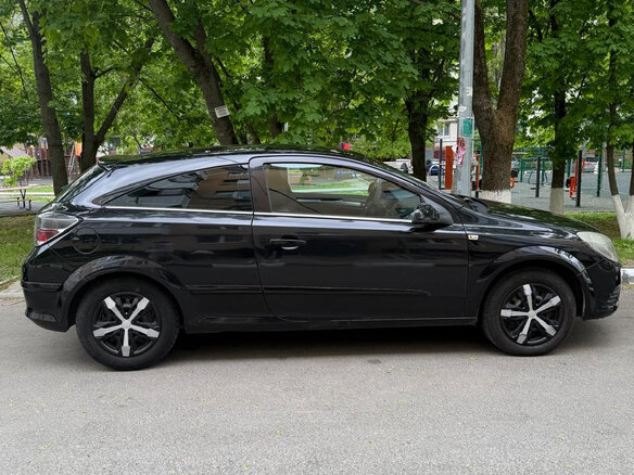 2008 Opel Astra GTC H Рестайлинг, чёрный, 610000 рублей - вид 6