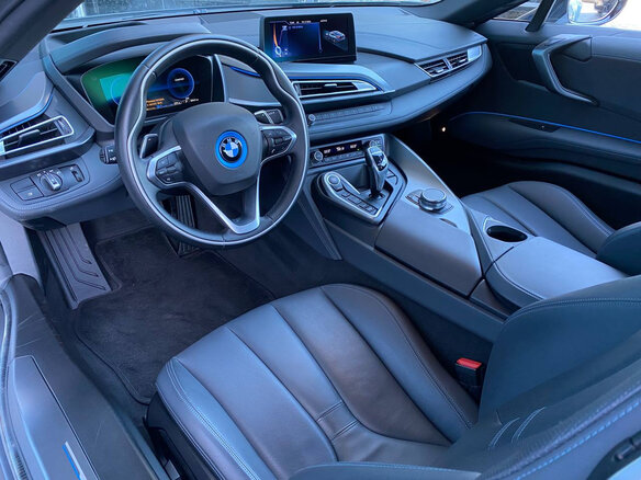 2018 BMW i8 I Рестайлинг, серый - вид 12