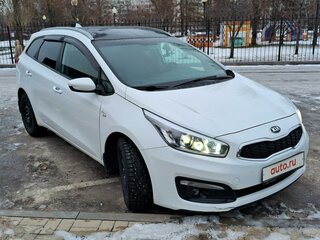 2018 Kia Ceed II Рестайлинг, белый, 1300000 рублей, вид 3