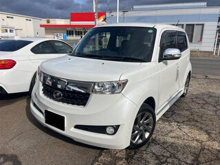 2014 Toyota bB II Рестайлинг, белый, 703000 рублей, вид 1