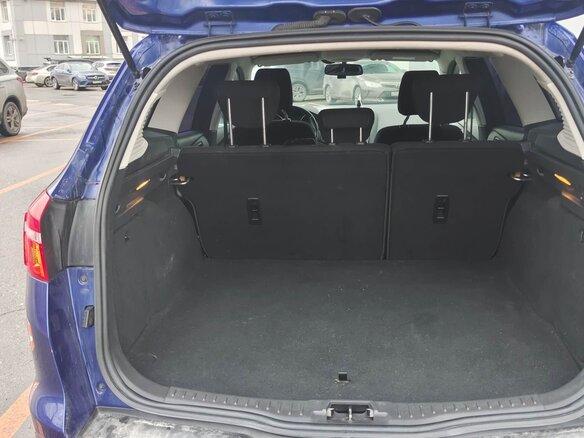 2015 Ford Focus III Рестайлинг, синий, 1200000 рублей - вид 6