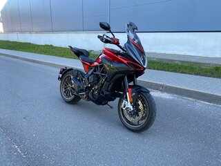 2020 MV Agusta Turismo Veloce 800, красный, 1400000 рублей, вид 2