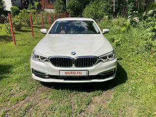 2018 BMW 5 серии 530i xDrive VII (G30/G31/G38), белый, 4490000 рублей, вид 3