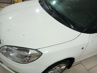 2011 Skoda Fabia II Рестайлинг, белый, 750000 рублей, вид 1