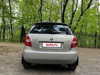 2014 Skoda Fabia II Рестайлинг, серый, 800000 рублей, вид 2
