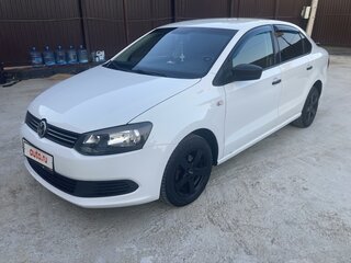 2014 Volkswagen Polo V, белый, 690000 рублей, вид 1