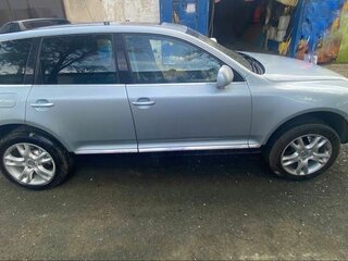 2003 Volkswagen Touareg I, серебристый, 850000 рублей, вид 2