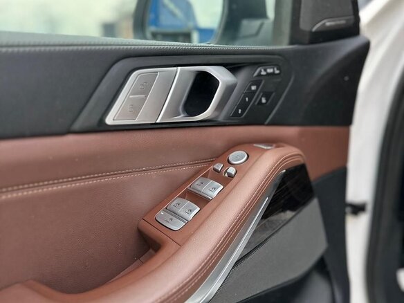 2019 BMW X7 30d I (G07), белый - вид 7
