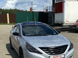 2010 Hyundai Sonata VI (YF), серебристый, 1300000 рублей, вид 2