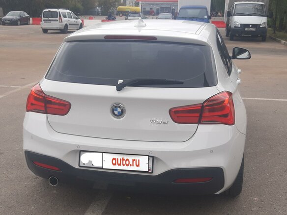 2018 BMW 1 серии 118d II (F20/F21) Рестайлинг 2, белый, 2300000 рублей - вид 3