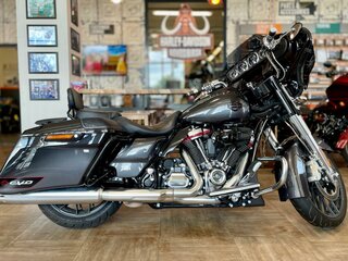 2020 Harley-Davidson CVO Street Glide, серый, 3050000 рублей, вид 3