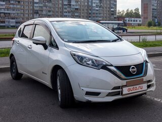 2018 Nissan Note e-Power II Рестайлинг, белый, 1325000 рублей, вид 2