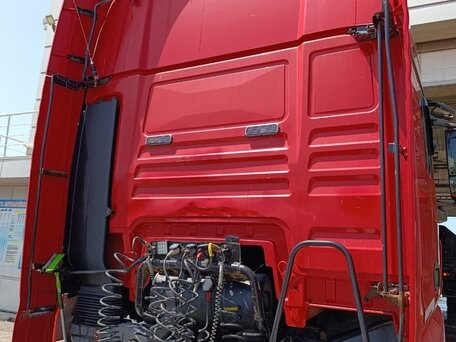 2011 MAN TGX, красный, 3500000 рублей, вид 3