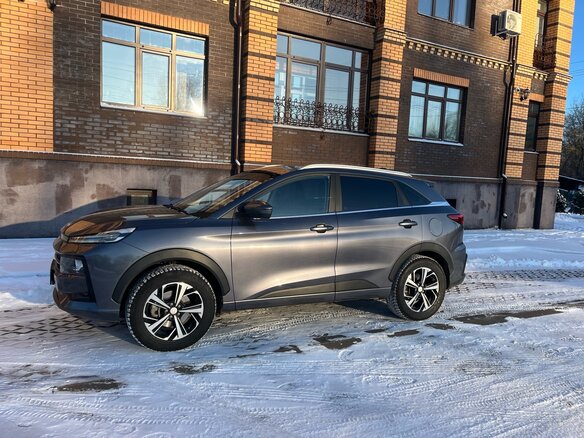 2023 JAC JS6, серый, 1870000 рублей - вид 3