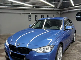 2018 BMW 3 серии 320i xDrive VI (F3x) Рестайлинг, синий, 3100000 рублей, вид 4