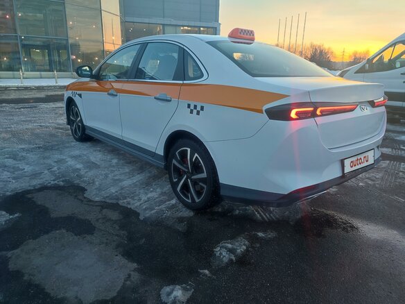 2023 Kaiyi E5, белый, 2700000 рублей - вид 4