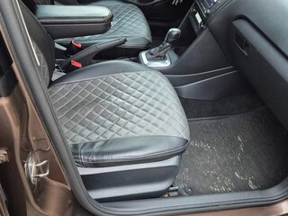 2020 Volkswagen Polo V Рестайлинг, коричневый, 1050000 рублей, вид 4