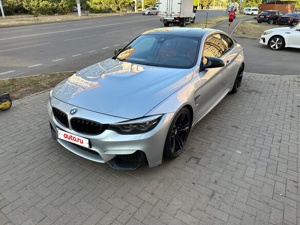 2017 BMW M4 F82/F83 Рестайлинг, серебристый, 6000000 рублей