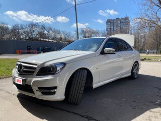2011 Mercedes-Benz C-Класс 180 BlueEFFICIENCY III (W204) Рестайлинг, белый, 1490000 рублей, вид 1