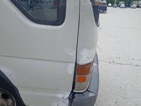 1998 Isuzu Elf (N-series), белый, 880000 рублей, вид 3