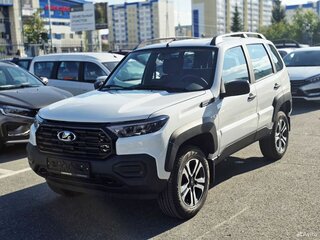 2026 Lada (ВАЗ) Niva Travel I Рестайлинг, белый, 1717000 рублей, вид 3