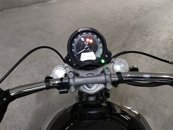 2023 Triumph Bonneville Speedmaster, чёрный, 1300000 рублей - вид 4