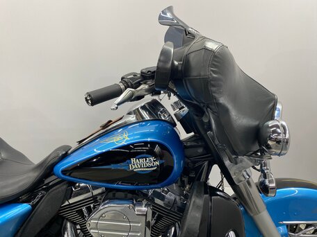 2011 Harley-Davidson Electra Glide, синий, 765000 рублей, вид 5