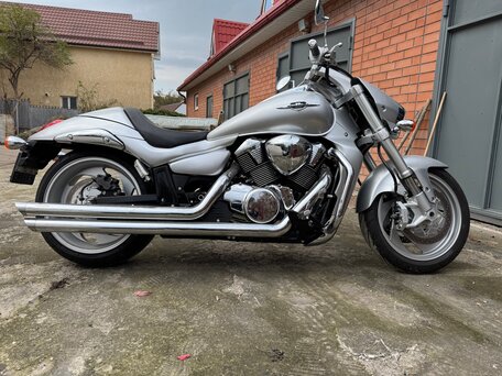 2006 Suzuki Boulevard M109R, серебристый, 1300000 рублей, вид 3